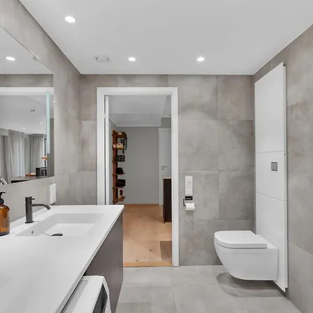 Arctic Escape - Design Apartment *